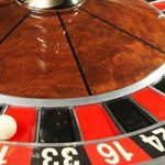 How do online gambling sites ensure fair play?