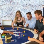 Free Credit Casino Games vs. Real Money Games – What’s Better?